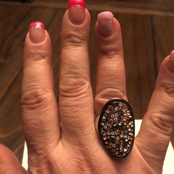 Lia Sophia Jewelry - Lia Sophia ring size 7.5